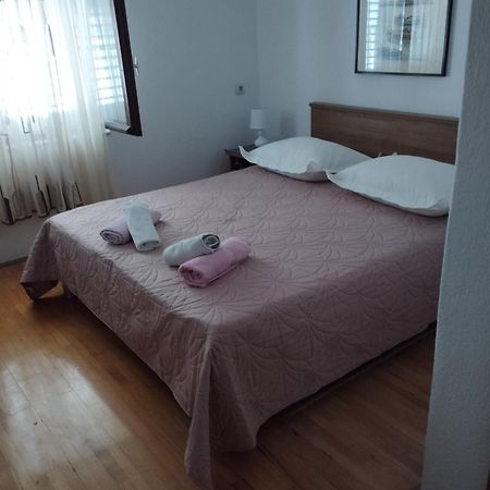 Guest House Gracijana Makarska Ngoại thất bức ảnh