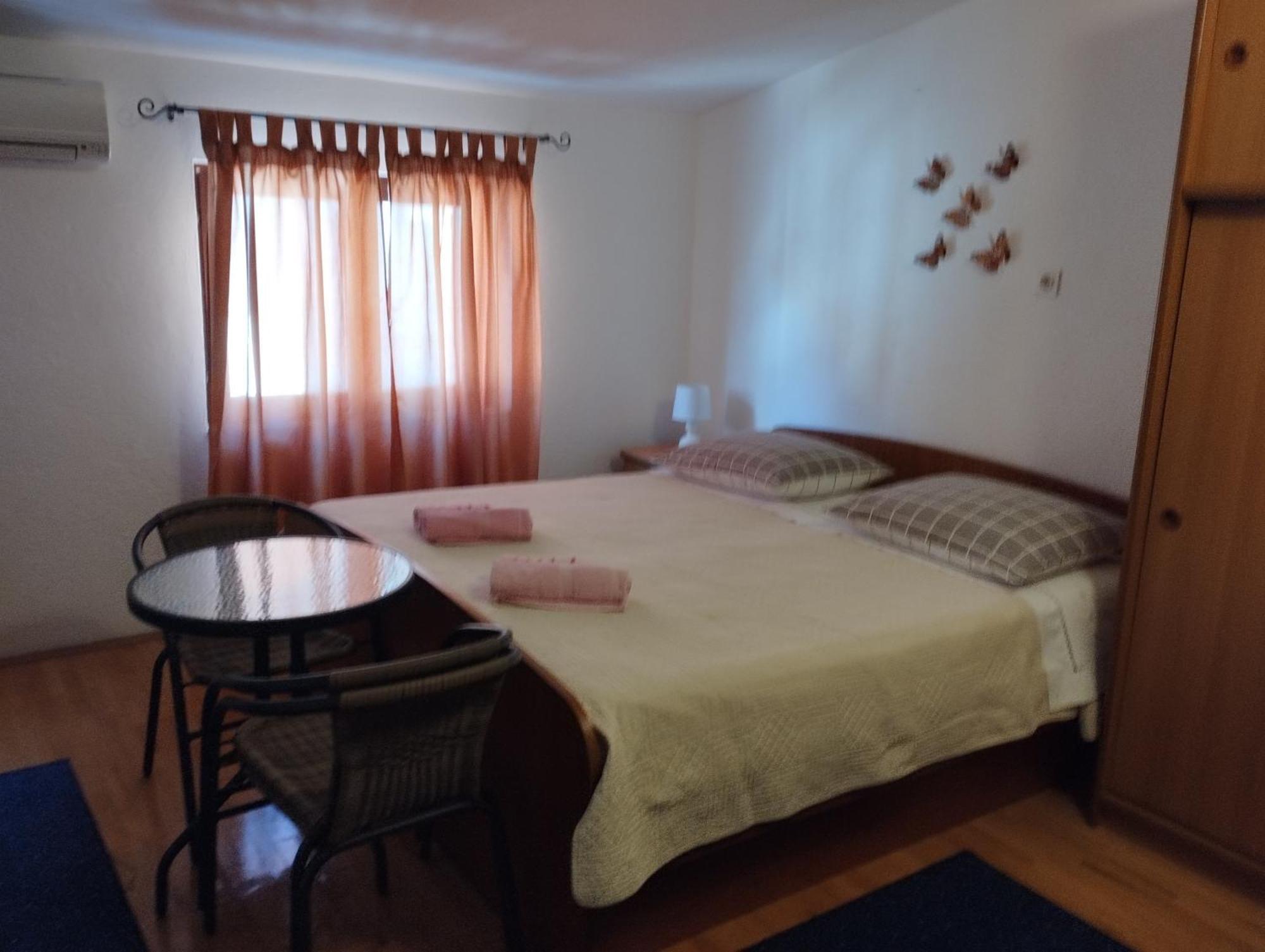 Guest House Gracijana Makarska Ngoại thất bức ảnh